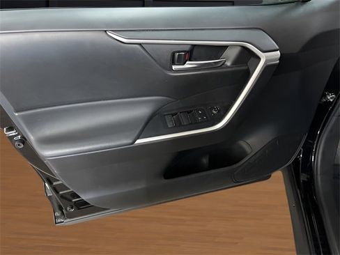 Used 2024 Toyota RAV4 XLE image 11