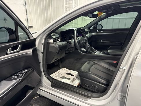 Used 2024 Kia K5 GT-Line FWD image 17