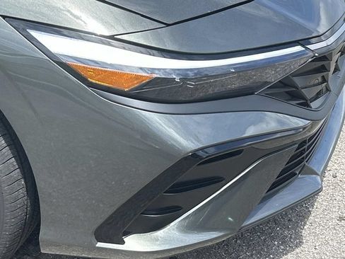 New 2026 Hyundai Elantra SEL Sport Premium FWD image 10