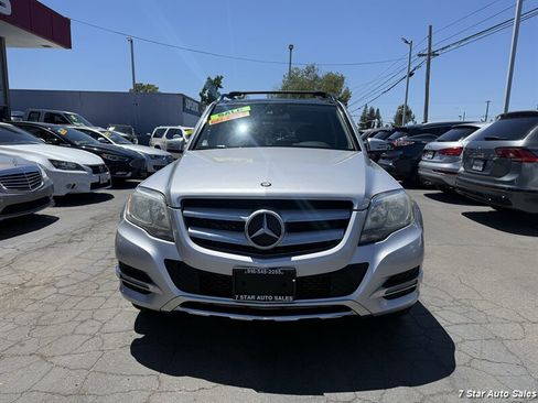 Used 2015 Mercedes-Benz GLK 250 BlueTEC 4MATIC image 2