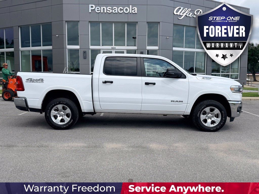 Used 2025 RAM 1500 Big Horn AWD/4WD image 7
