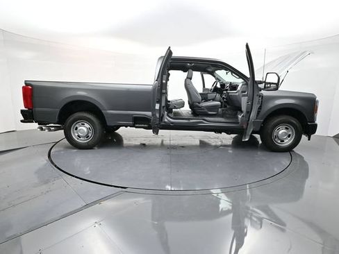 Used 2026 Ford F250 XL RWD image 41