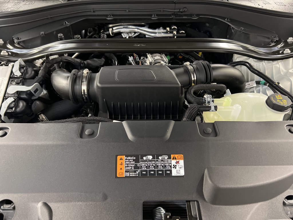 Used 2026 Lincoln Aviator AWD image 38