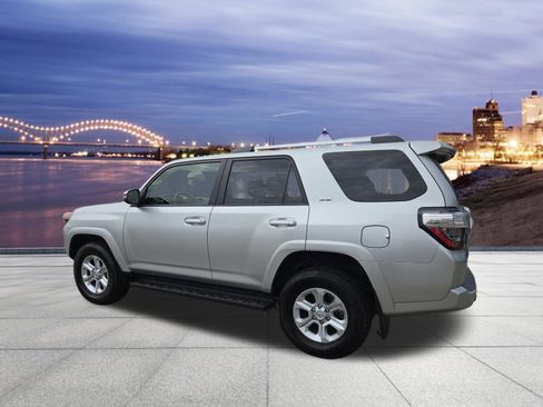 Used 2024 Toyota 4Runner SR5 Premium AWD/4WD image 3