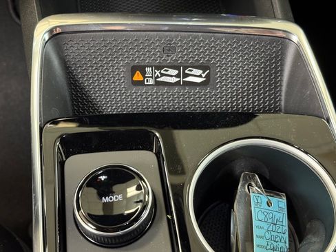 New 2026 Chevrolet Equinox LT w/ Convenience Package II image 36