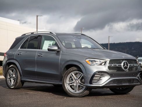 New 2026 Mercedes-Benz GLE 450 4MATIC image 3