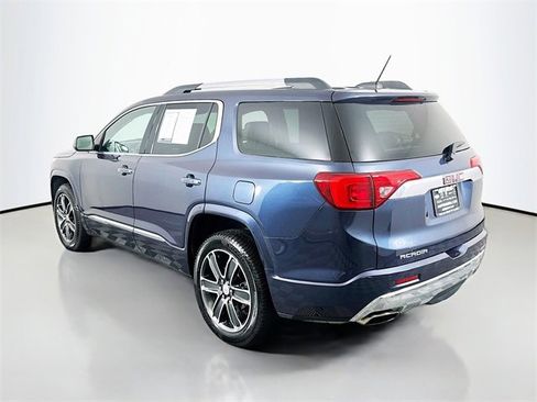 Used 2019 GMC Acadia Denali image 5