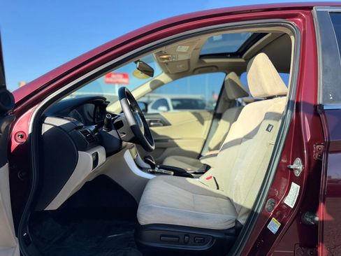 Used 2014 Honda Accord EX image 17