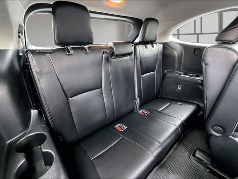 Used 2021 Toyota Highlander Platinum AWD/4WD image 28