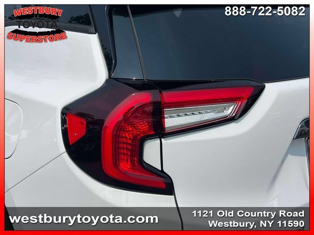 Used 2024 GMC Terrain AT4 w/ Tech Package AWD/4WD image 13