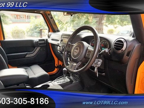 Used 2012 Jeep Wrangler Unlimited Sport AWD/4WD image 16