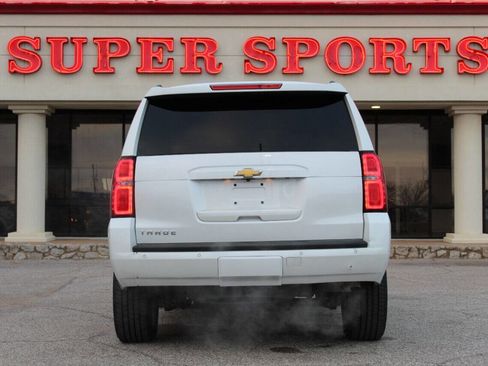 Used 2018 Chevrolet Tahoe LT w/ Luxury Package image 5