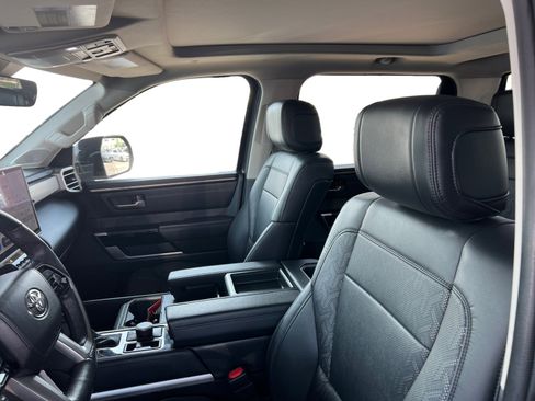 Used 2024 Toyota Tundra Limited image 10
