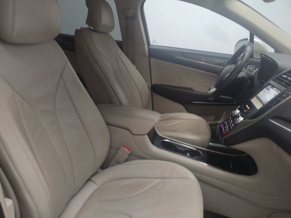 Used 2017 Lincoln MKC Reserve FWD image 21