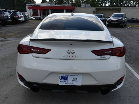 Used 2018 INFINITI Q60 3.0t Luxe w/ Sensory Package 3.0T Luxe RWD image 7