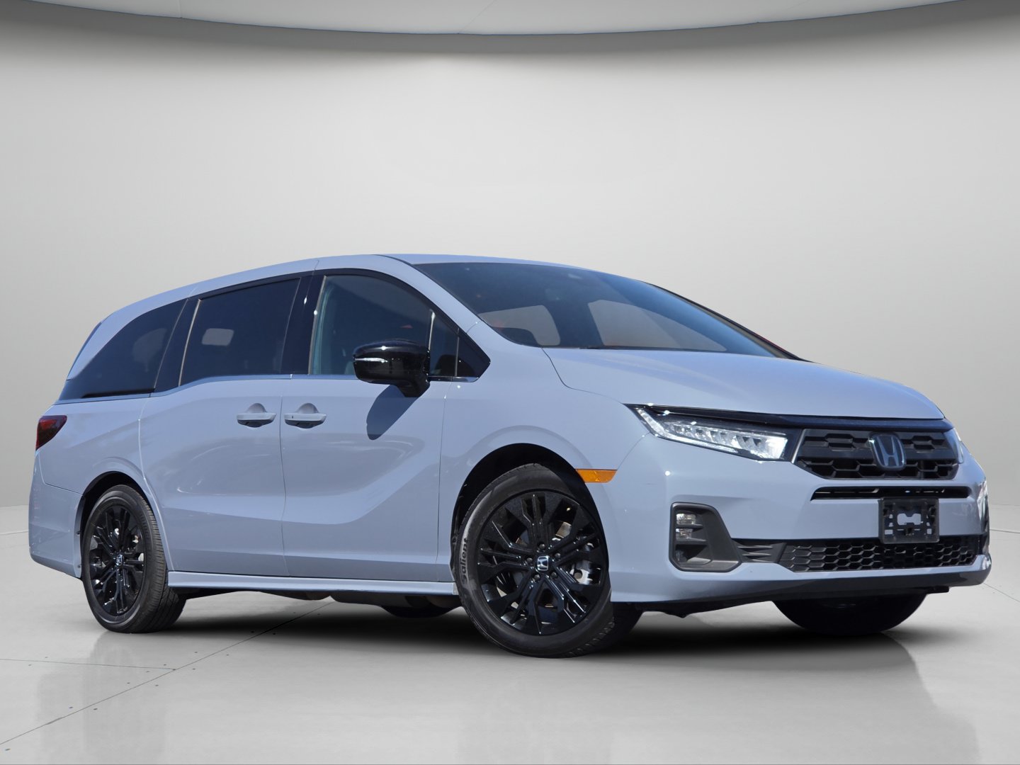 Used 2025 Honda Odyssey Sport-L image 2