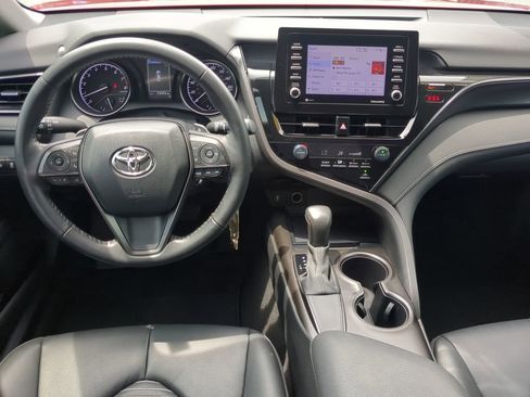 Used 2021 Toyota Camry SE image 21