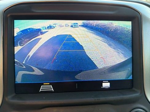 Used 2021 Chevrolet Silverado 1500 LT Trail Boss w/ Bed Protection Package image 16