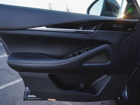 Used 2025 INFINITI QX60 Pure w/ Cargo Package image 9