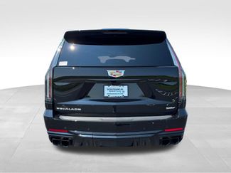 Used 2025 Cadillac Escalade V AWD/4WD video 3