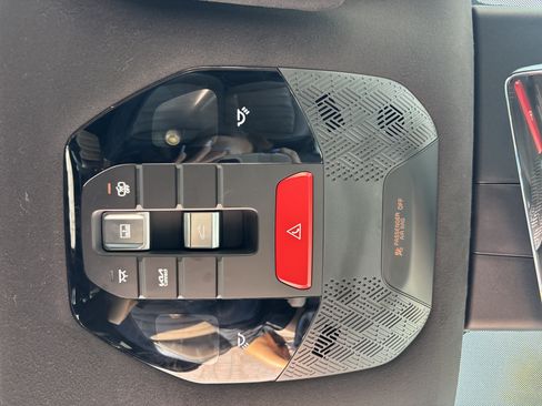 Used 2024 Kia EV9 GT-Line AWD/4WD image 37