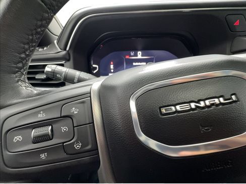 Used 2024 GMC Yukon Denali w/ Advanced Technology Package AWD/4WD image 47