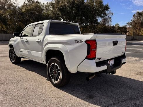 Used 2024 Toyota Tacoma TRD Sport image 6