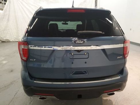 Used 2018 Ford Explorer XLT w/ Equipment Group 202A AWD/4WD image 5
