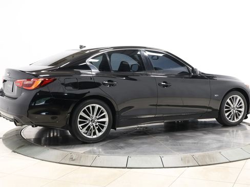 Used 2019 INFINITI Q50 Luxe w/ Essential Package (3.0T Luxe) image 4