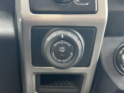 Used 2019 Ford F150 Lariat AWD/4WD image 31