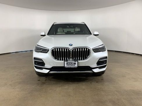 Used 2023 BMW X5 xDrive40i w/ Premium Package image 3