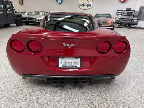 Used 2011 Chevrolet Corvette Z06 RWD image 6