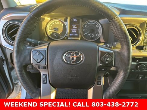 Used 2022 Toyota Tacoma SR5 image 17