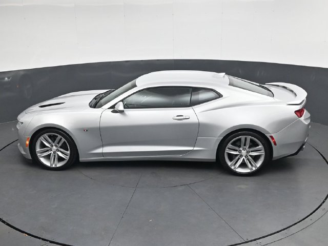 Used 2018 Chevrolet Camaro SS RWD image 27