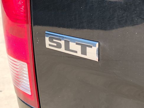 Used 2024 RAM 1500 Classic SLT RWD image 18