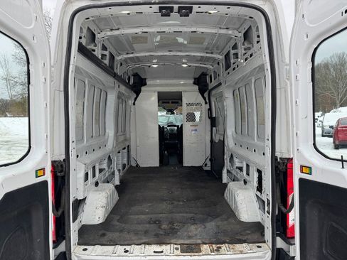 Used 2018 Ford Transit 250 148 High Roof image 16