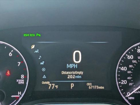 Used 2019 Toyota Avalon Limited image 11