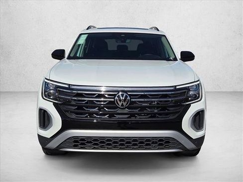 New 2026 Volkswagen Atlas Peak Edition AWD/4WD image 6