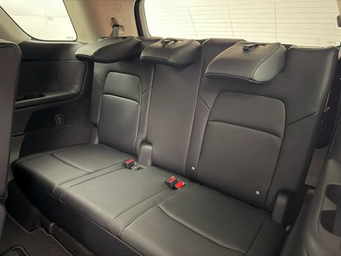 New 2026 Nissan Pathfinder SL image 17