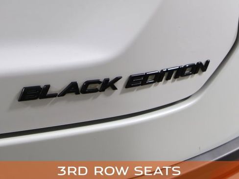 Used 2025 Honda Pilot Black Edition image 8