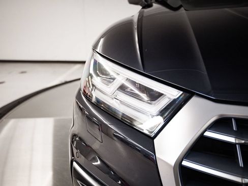 Used 2018 Audi Q5 2.0T Premium Plus AWD/4WD image 13
