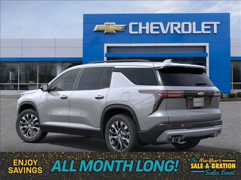 New 2026 Chevrolet Traverse LT w/ Sun and Wheel Package image 3