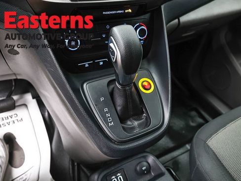 Used 2020 Ford Transit Connect XL FWD image 12