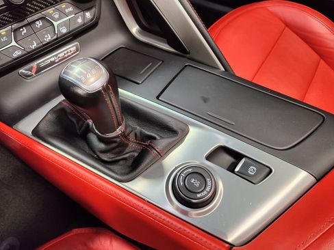 Used 2014 Chevrolet Corvette Stingray Convertible w/ 2LT Preferred Equipment Group image 35