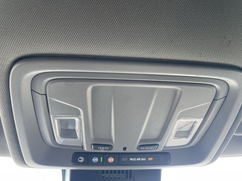 Used 2024 GMC Sierra 3500 SLE w/ SLE Convenience Package image 25