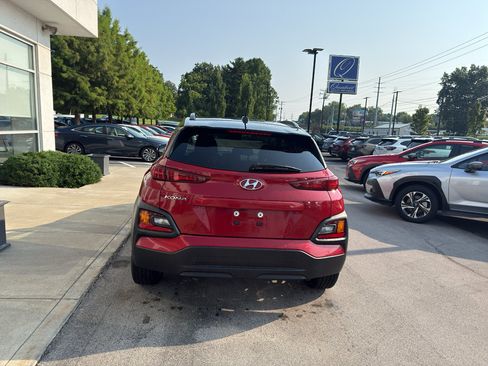 Used 2019 Hyundai Kona SEL FWD image 4