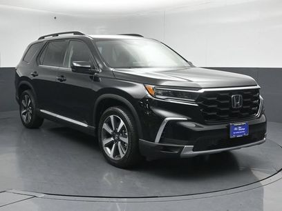 Used 2025 Honda Pilot Touring
