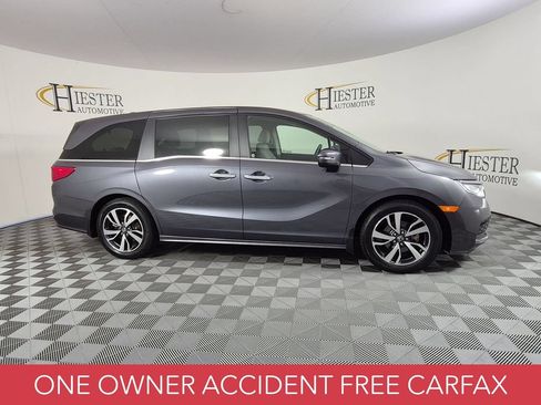 Used 2021 Honda Odyssey Touring image 3