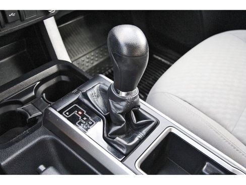 Used 2021 Toyota Tacoma SR5 image 28