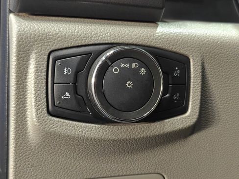 Used 2016 Ford F150 XLT w/ Equipment Group 302A Luxury image 39